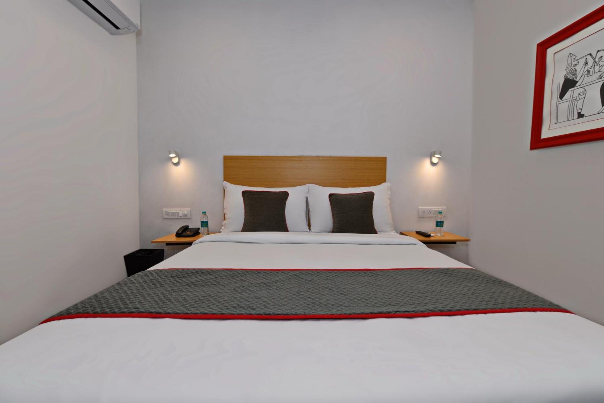 Townhouse Function Inn Near Chaudhary Charan Singh International Airport Lucknow Dış mekan fotoğraf