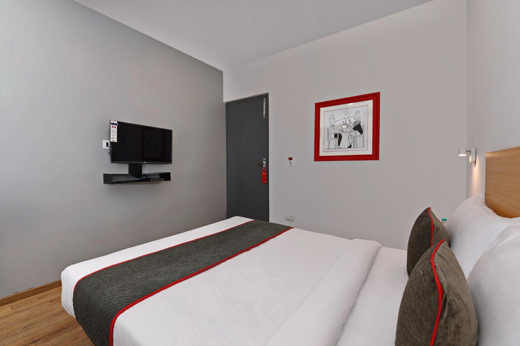 Townhouse Function Inn Near Chaudhary Charan Singh International Airport Lucknow Dış mekan fotoğraf